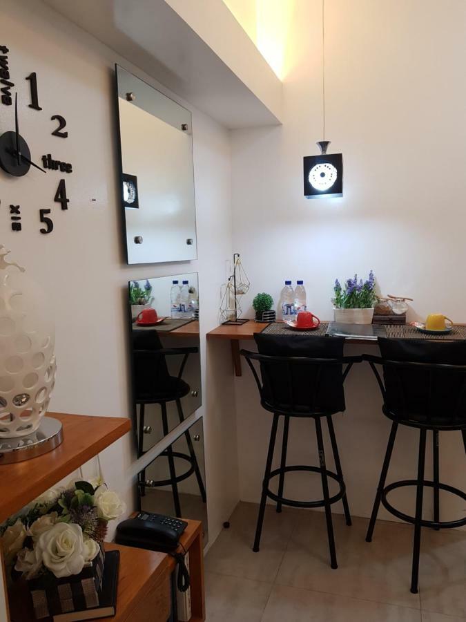 Cozy And Home Vacation Pad Tagaytay City Екстер'єр фото